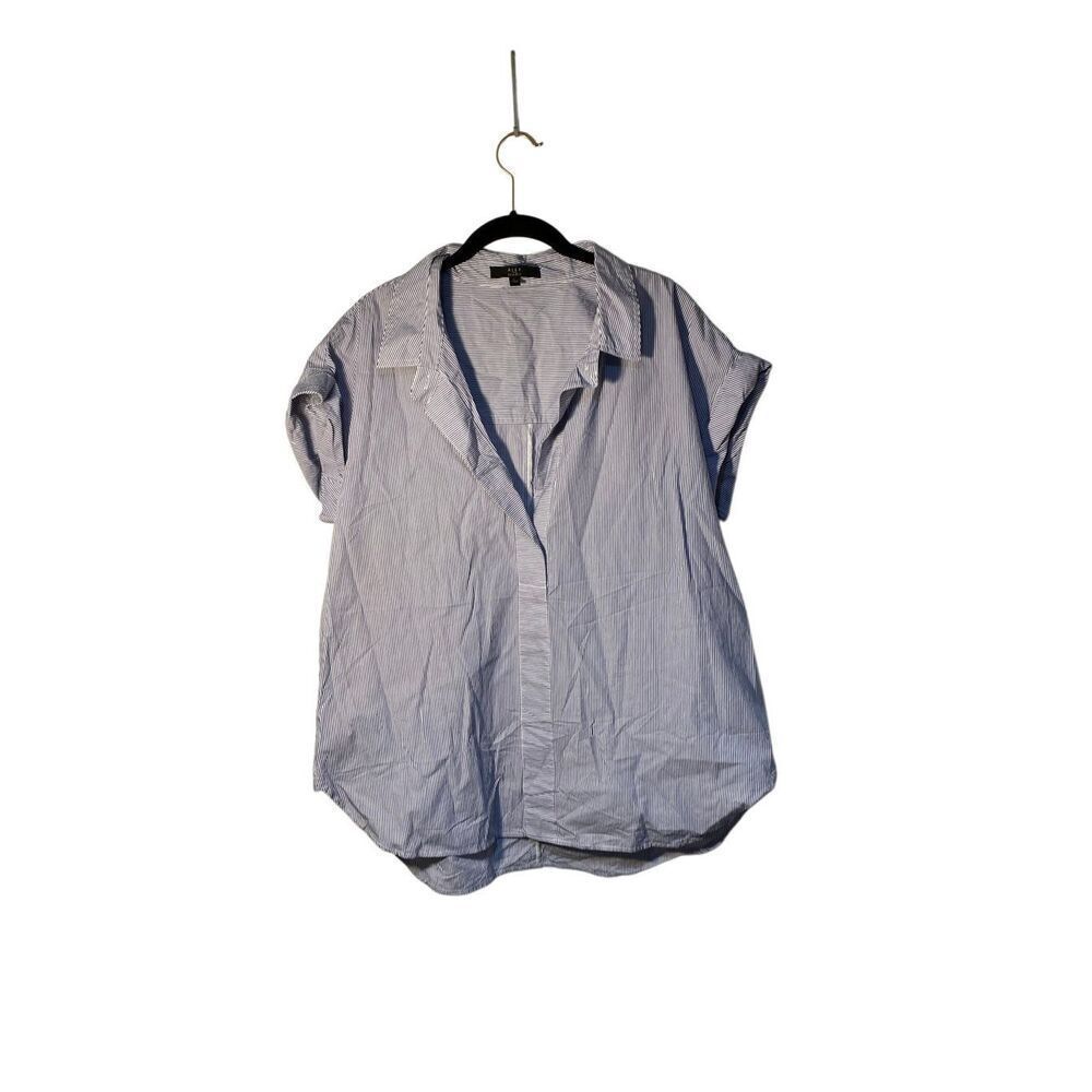 Alex Marie women’s blue and white 100% cotton Striped Blouse L